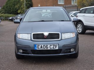 /photos/11740/5a1ff997-6f33-44de-a3d2-143b81432be0_i320x240.jpg