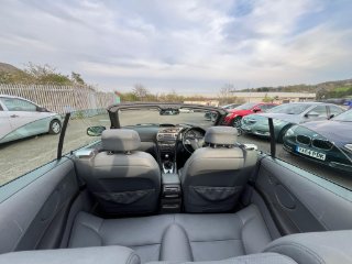 /photos/11740/ec8216f4-db81-4c88-bc2f-0e13c04e5a58_i320x240.jpg